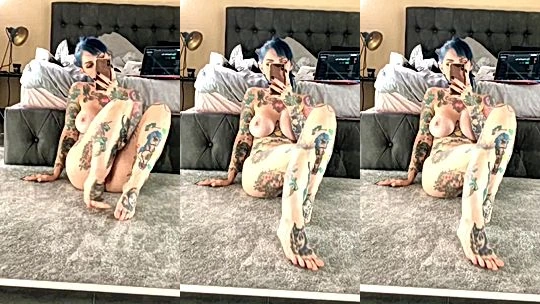 nasty sexy hot babe Riae teasing in her bed