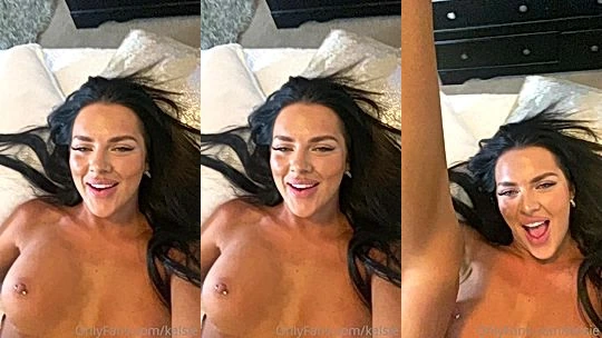 naughty sexy onlyfans model Kelsie Smeby showing off her sexy nice body on cam
